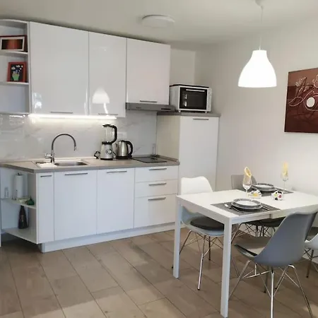 Apartment New Perfect For 2 Opatija